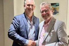 they-grow-grapes-in-that-country-south-africa.016